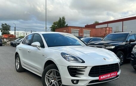 Porsche Macan I рестайлинг, 2016 год, 3 995 000 рублей, 2 фотография