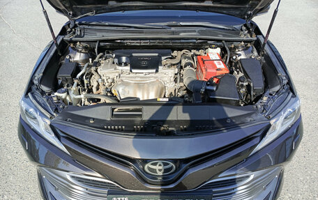 Toyota Camry, 2018 год, 2 350 000 рублей, 13 фотография