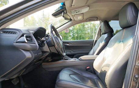 Toyota Camry, 2018 год, 2 350 000 рублей, 20 фотография