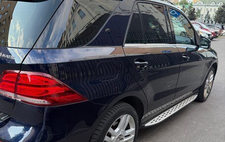 Mercedes-Benz GLE, 2015 год, 3 100 000 рублей, 26 фотография