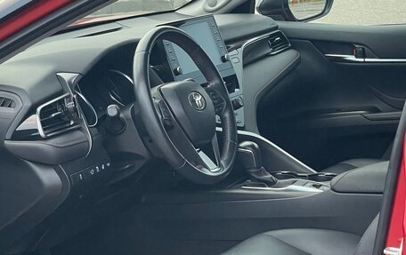 Toyota Camry, 2021 год, 3 500 000 рублей, 10 фотография