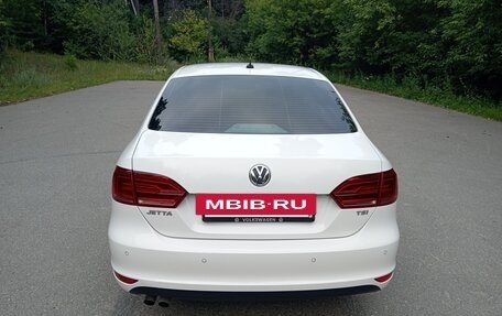 Volkswagen Jetta VI, 2014 год, 1 075 000 рублей, 9 фотография