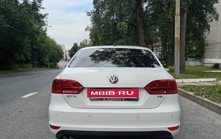 Volkswagen Jetta VI, 2014 год, 1 075 000 рублей, 23 фотография