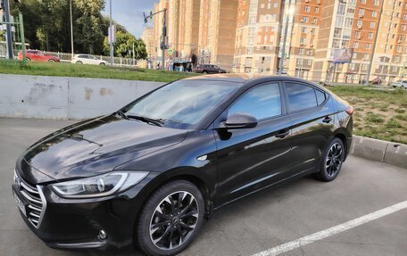 Hyundai Elantra VI рестайлинг, 2017 год, 1 750 000 рублей, 6 фотография