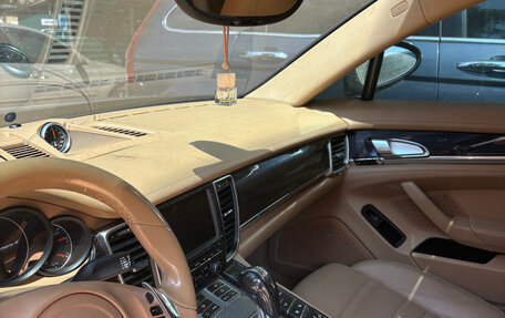 Porsche Panamera II рестайлинг, 2010 год, 1 530 000 рублей, 3 фотография
