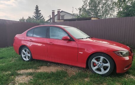 BMW 3 серия, 2005 год, 650 000 рублей, 2 фотография