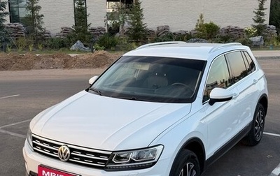 Volkswagen Tiguan II, 2017 год, 2 100 000 рублей, 1 фотография