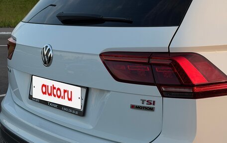 Volkswagen Tiguan II, 2017 год, 2 100 000 рублей, 13 фотография