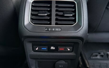 Volkswagen Tiguan II, 2017 год, 2 100 000 рублей, 29 фотография