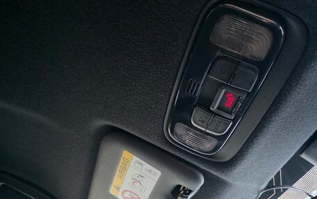Toyota Yaris, 2021 год, 1 200 000 рублей, 19 фотография