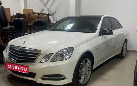 Mercedes-Benz E-Класс, 2012 год, 2 000 050 рублей, 2 фотография