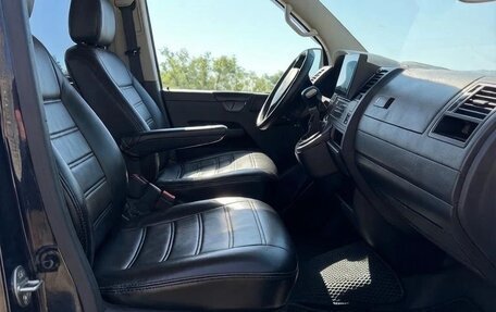 Volkswagen Caravelle T5, 2008 год, 1 480 000 рублей, 6 фотография