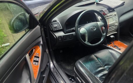 Toyota Camry, 2010 год, 950 000 рублей, 10 фотография