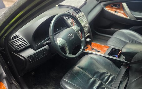 Toyota Camry, 2010 год, 950 000 рублей, 11 фотография
