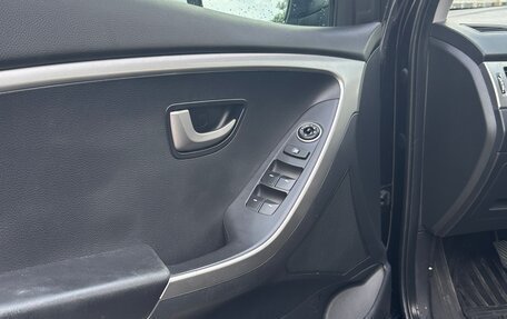 Hyundai i30 II рестайлинг, 2012 год, 750 000 рублей, 24 фотография