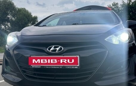 Hyundai i30 II рестайлинг, 2012 год, 750 000 рублей, 14 фотография