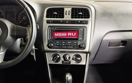 Volkswagen Polo VI (EU Market), 2013 год, 600 000 рублей, 15 фотография