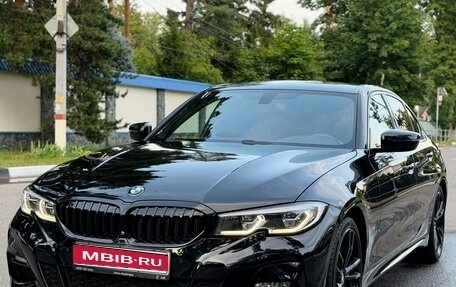 BMW 3 серия, 2019 год, 3 950 000 рублей, 1 фотография