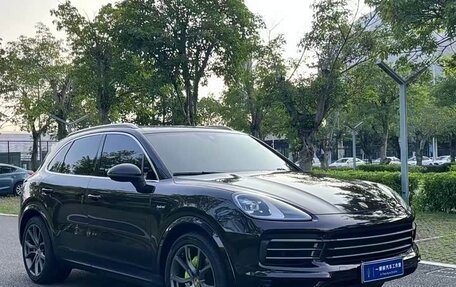 Porsche Cayenne III, 2022 год, 6 259 401 рублей, 3 фотография