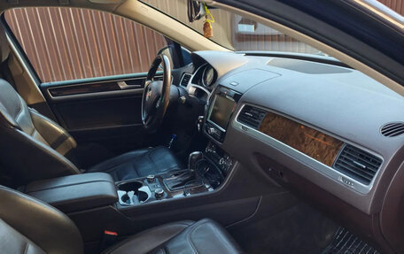 Volkswagen Touareg III, 2012 год, 2 380 000 рублей, 9 фотография