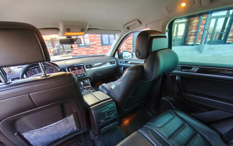 Volkswagen Touareg III, 2012 год, 2 380 000 рублей, 12 фотография