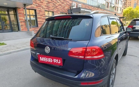 Volkswagen Touareg III, 2012 год, 2 380 000 рублей, 3 фотография