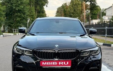 BMW 3 серия, 2019 год, 3 950 000 рублей, 3 фотография