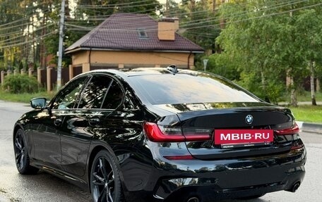 BMW 3 серия, 2019 год, 3 950 000 рублей, 10 фотография