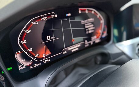 BMW 3 серия, 2019 год, 3 950 000 рублей, 14 фотография
