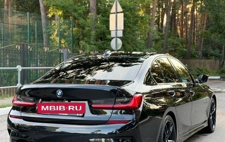 BMW 3 серия, 2019 год, 3 950 000 рублей, 7 фотография