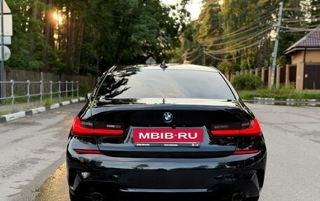 BMW 3 серия, 2019 год, 3 950 000 рублей, 28 фотография
