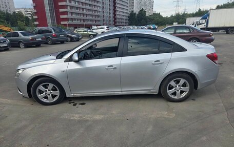 Chevrolet Cruze II, 2010 год, 550 000 рублей, 7 фотография
