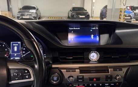 Lexus ES VII, 2016 год, 1 980 000 рублей, 22 фотография