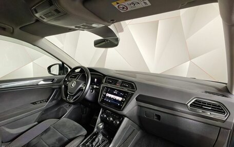 Volkswagen Tiguan II, 2020 год, 2 625 000 рублей, 13 фотография