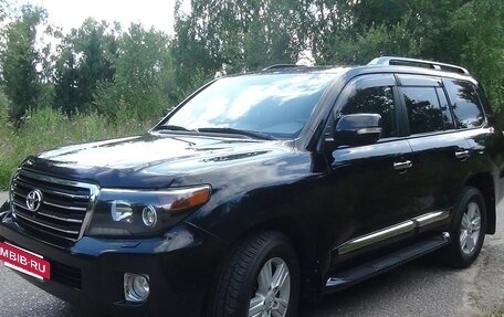 Toyota Land Cruiser 200, 2013 год, 4 899 000 рублей, 2 фотография