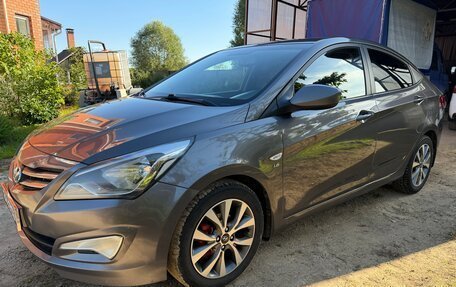 Hyundai Solaris II рестайлинг, 2015 год, 870 000 рублей, 7 фотография