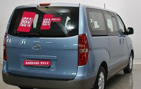Hyundai H-1 II рестайлинг, 2010 год, 1 630 000 рублей, 4 фотография