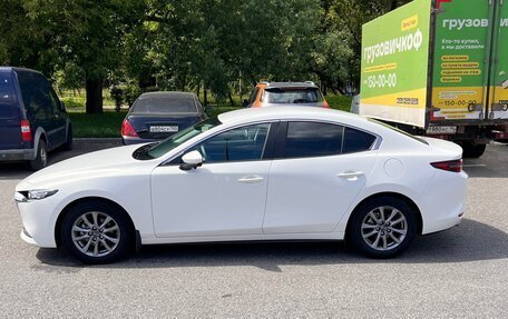Mazda 3, 2021 год, 2 050 000 рублей, 7 фотография
