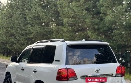 Toyota Land Cruiser 200, 2013 год, 4 699 000 рублей, 4 фотография