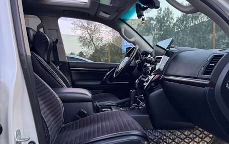 Toyota Land Cruiser 200, 2013 год, 4 699 000 рублей, 12 фотография