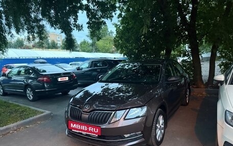 Skoda Octavia, 2018 год, 1 750 000 рублей, 2 фотография
