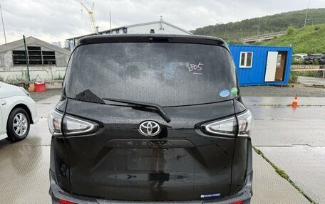 Toyota Sienta II, 2021 год, 1 450 000 рублей, 8 фотография