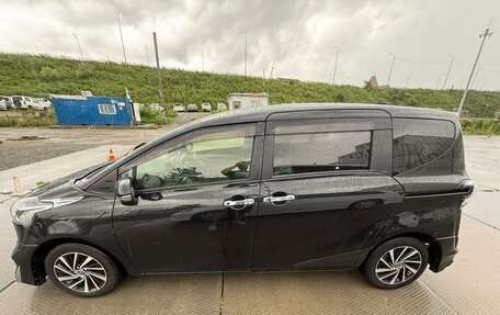 Toyota Sienta II, 2021 год, 1 450 000 рублей, 11 фотография
