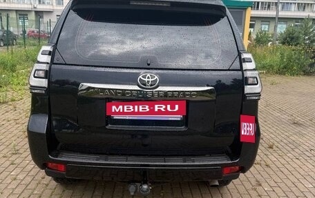 Toyota Land Cruiser Prado 150 рестайлинг 2, 2022 год, 7 500 000 рублей, 9 фотография
