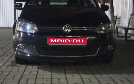 Volkswagen Polo VI (EU Market), 2014 год, 680 000 рублей, 1 фотография
