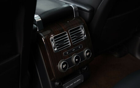 Land Rover Range Rover IV рестайлинг, 2017 год, 3 950 100 рублей, 24 фотография