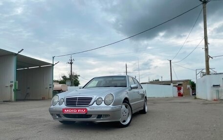 Mercedes-Benz E-Класс, 2001 год, 750 000 рублей, 1 фотография