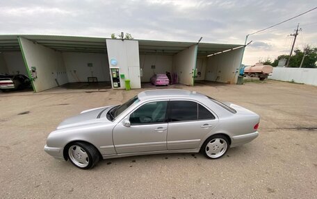 Mercedes-Benz E-Класс, 2001 год, 750 000 рублей, 7 фотография