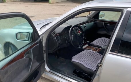 Mercedes-Benz E-Класс, 2001 год, 750 000 рублей, 8 фотография