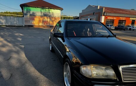 Mercedes-Benz C-Класс, 1995 год, 450 000 рублей, 2 фотография